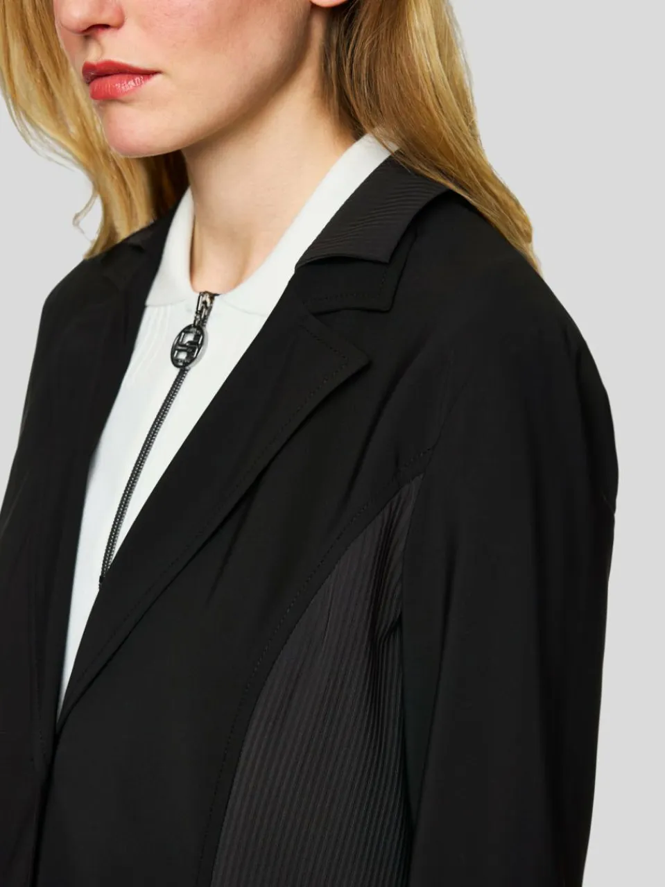 Marc Cain Blazer<Damen Blazer schwarz uni