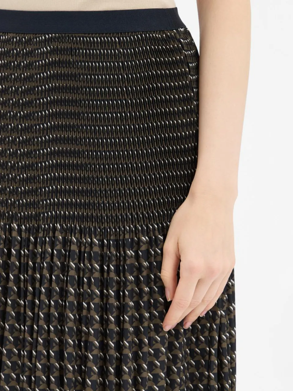 Damen Opus Röcke>Damen Faltenrock - Ribane London