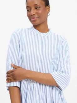 mbyM Kleider<Damen Kleid mit Leinenanteil - Albana hellblau weiß gestreift