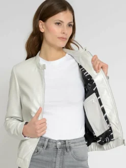 Damen Maze Jacken & Westen><noscript><img width=