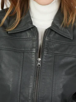 Damen JCC Jacken & Westen><noscript><img width=