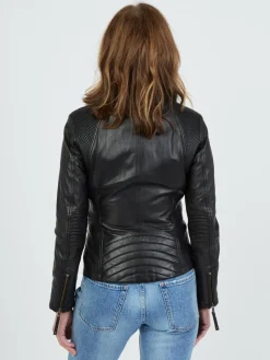 Damen JCC Jacken & Westen><noscript><img width=