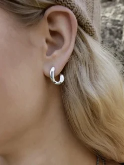 Damen NOELANI Schmuck><noscript><img width=