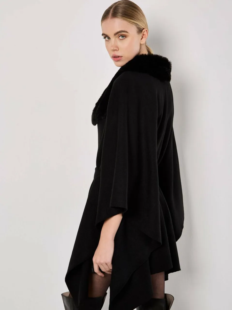 Apricot Pullover & Strickjacken<Damen Strickjacke schwarz uni