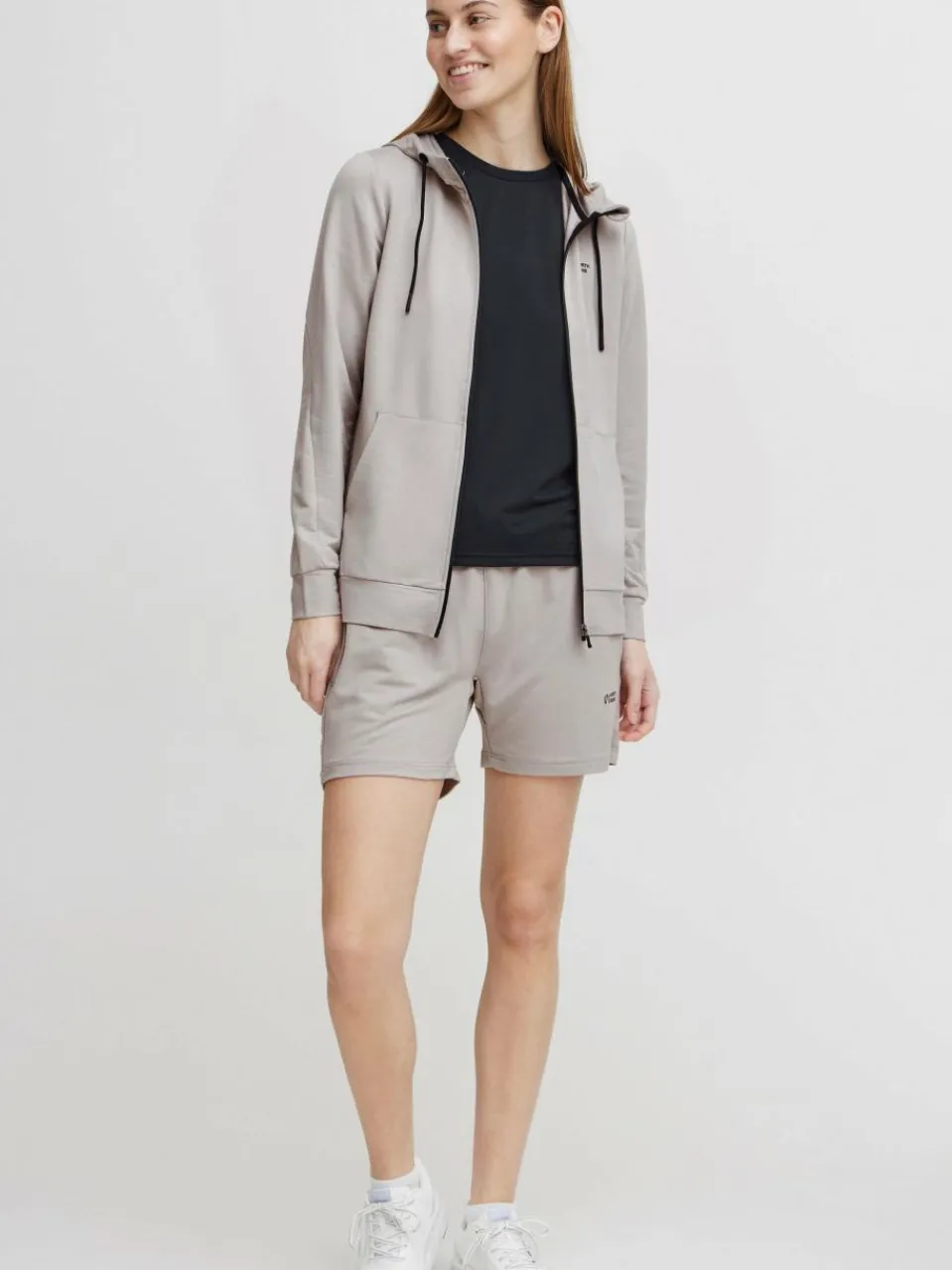 Damen North Bend Sweatshirts & Sweatjacken>Damen Sweatjacke - NBBrenta W