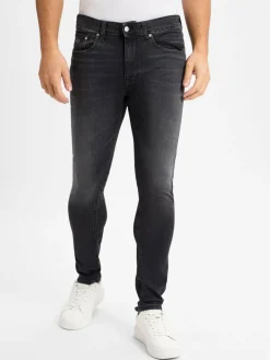 Tommy Jeans Jeans<Herren Jeans - Austin schwarz uni