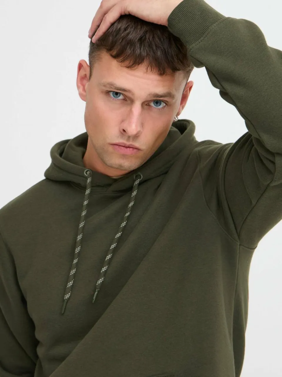 BLEND Sweatshirts & Sweatjacken<Herren Kapuzenpullover - BHSweatshirt grün uni