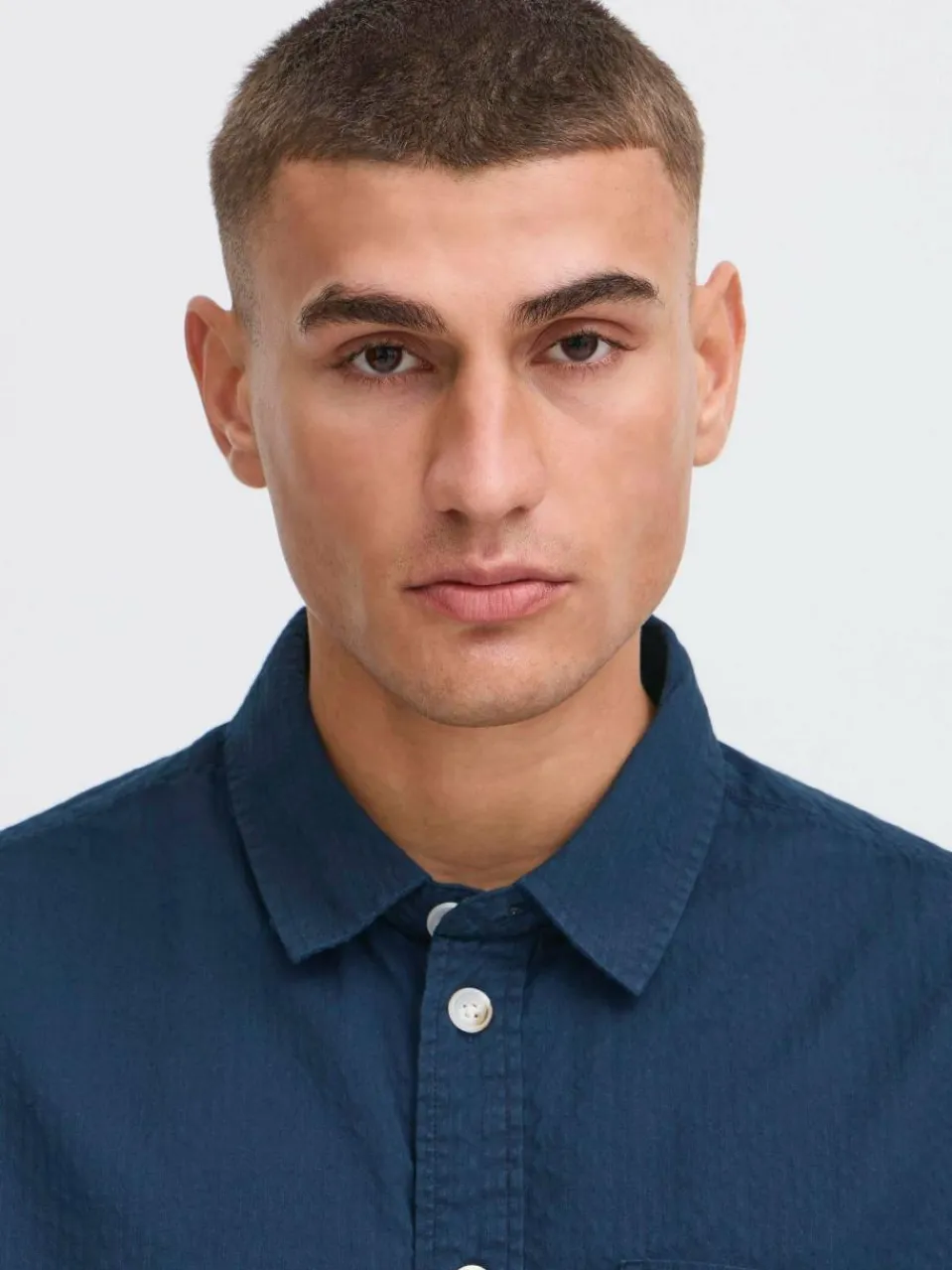 Solid Hemden<Herren Kurzarmhemd - SDPALLE blau strukturiert