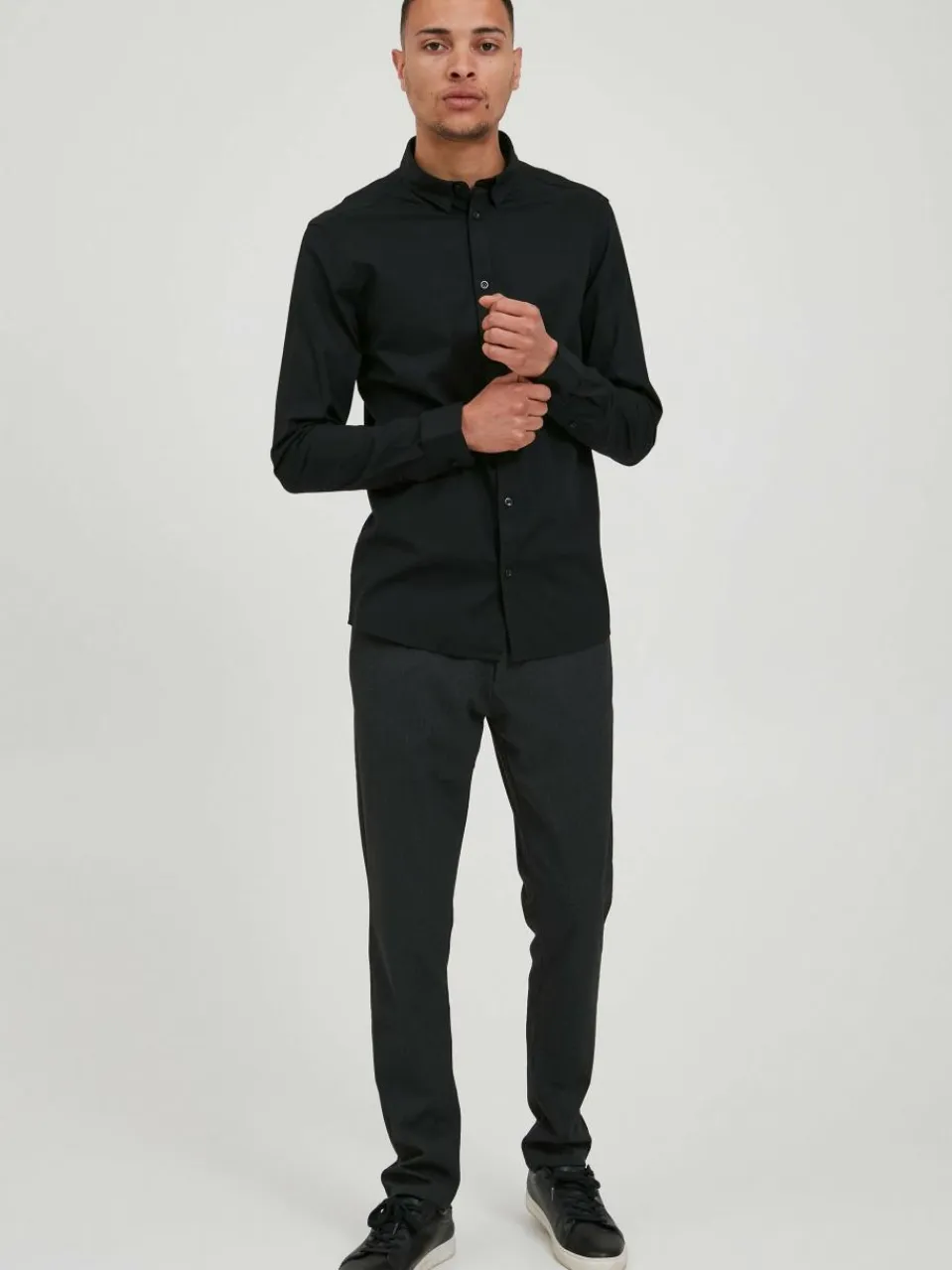 Solid Hemden<Herren Langarmhemd - SDTyler schwarz uni