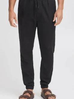 Herren 11 Project Hosen>Herren Leinenhose - PROeyvind