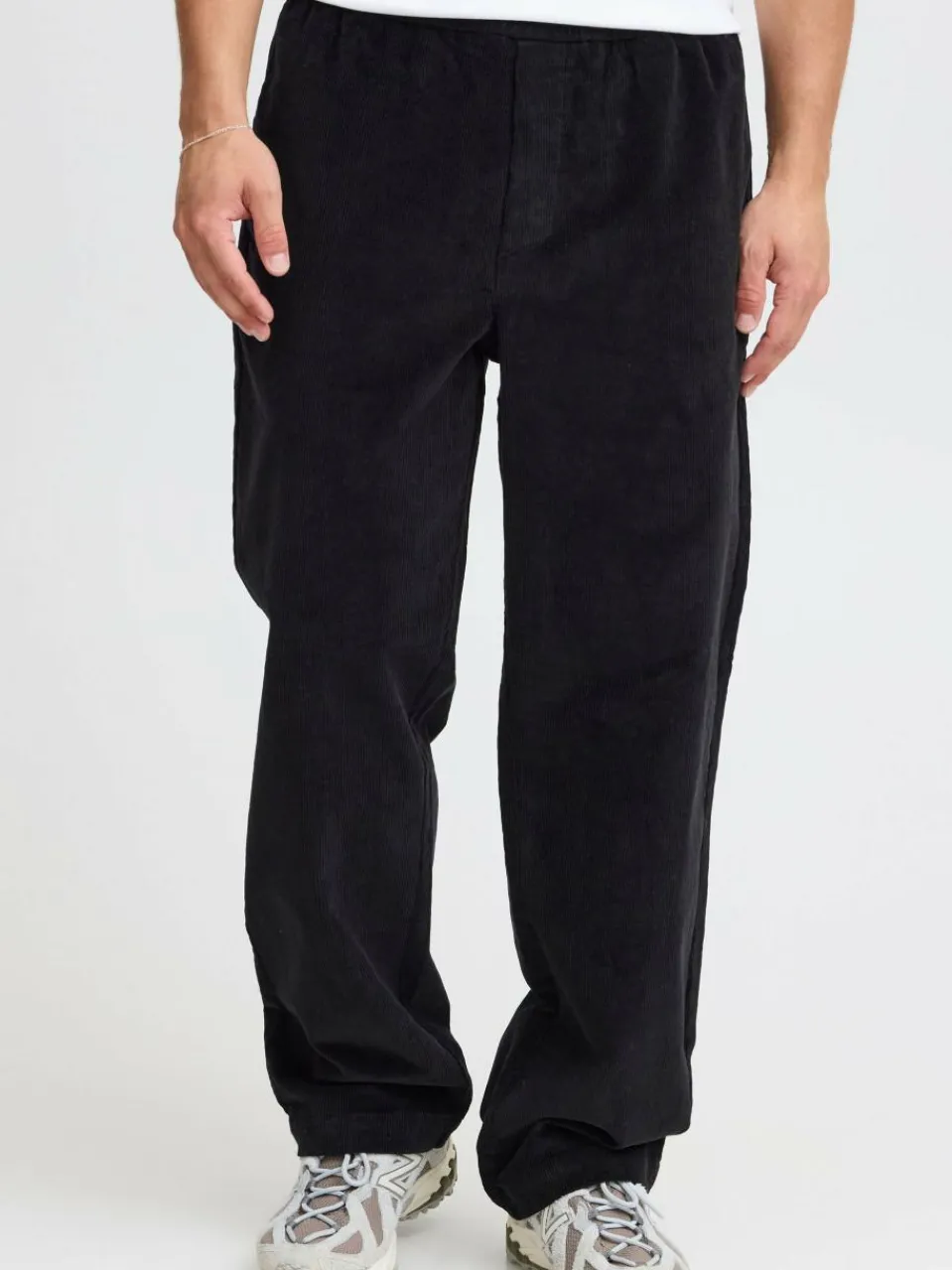 Solid Hosen<Herren Stoffhose - SDMINOR ALANN schwarz uni