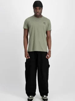 Alpha Industries Shirts<Herren T-Shirt oliv bedruckt