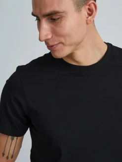 Solid Shirts<Herren T-Shirt - SDRock schwarz uni