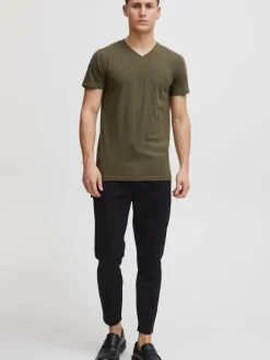 Herren Solid Shirts><noscript><img width=