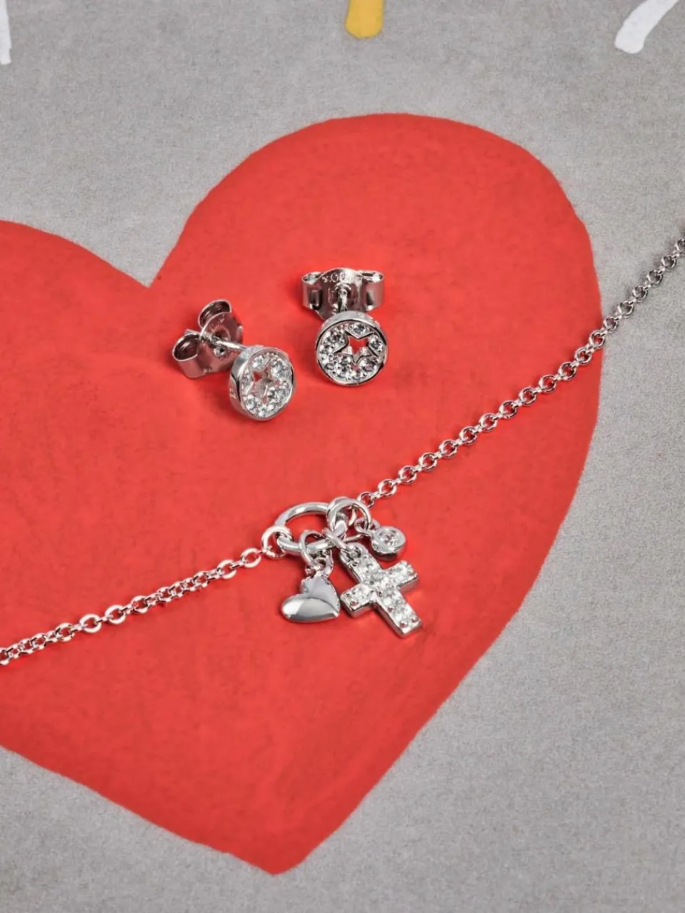 s.Oliver Mädchen<Mädchen Ohrstecker weiß uni